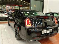 کرایسلەر 300